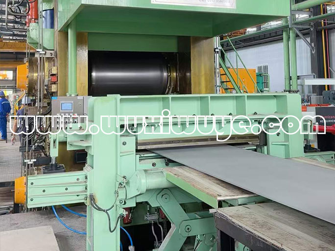 888